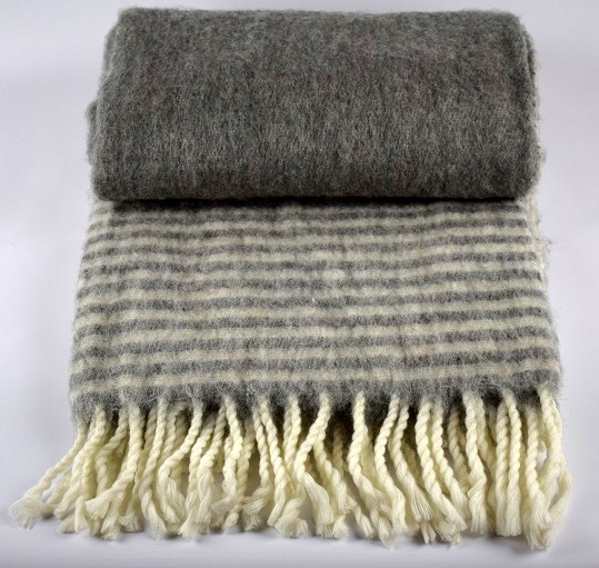 danish-design-grey-sofa-bed-throw-blanket-plaid-125-x-150-cm
