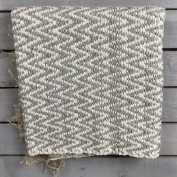 light-grey-cotton-reversible-pattern-rug-90-x-150-cm