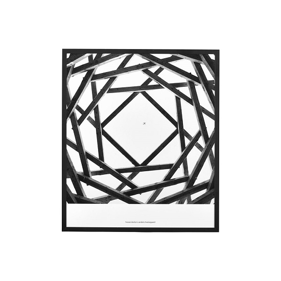 decorative-illustration-with-frame-by-anders-hvenegaard-black-white
