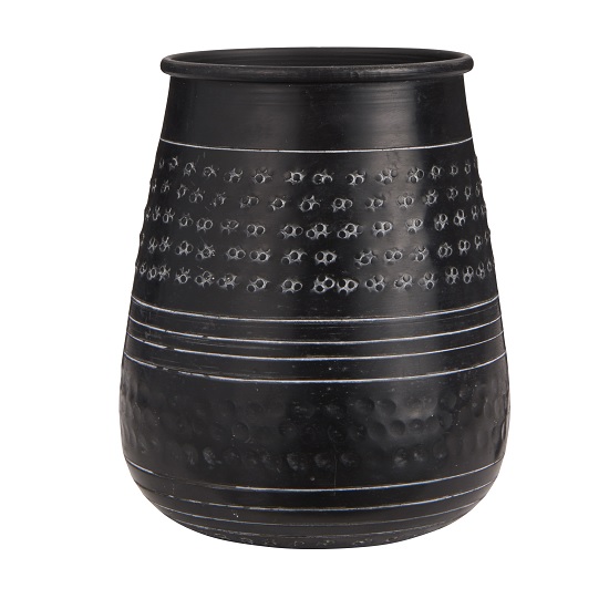 black-aluminium-pot-handmade-by-ib-laursen