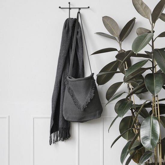 prea-geometric-coat-rack-with-a-matte-black-finish-by-house-doctor
