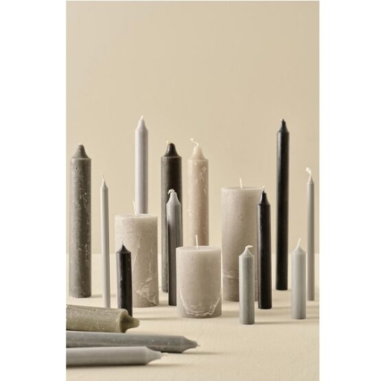 set-of-6-short-dinner-black-candles-by-ib-laursen