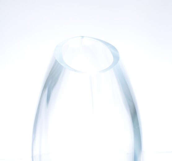 thick-semi-circle-glass-vase-handmade-h-24-5-cm