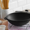 cast-iron-pan-wok-3-7-L
