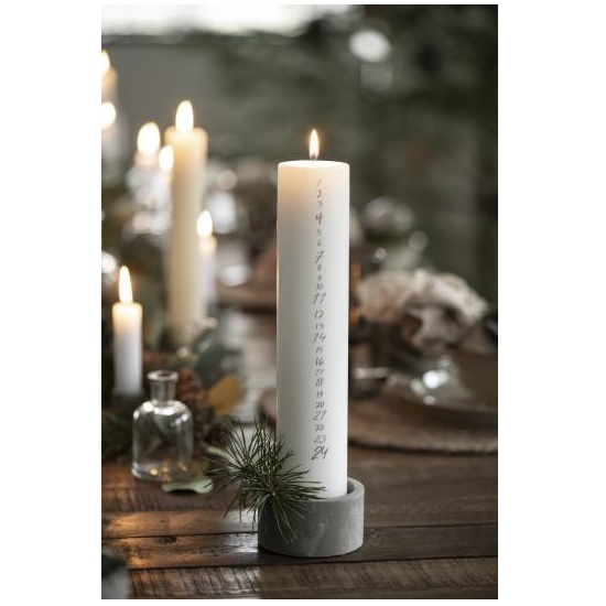 white-candle-with-grey-numbers-24-days-christmas-calendar-by-ib-laursen