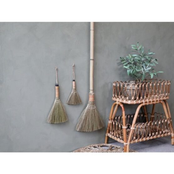natural-sweeping-broom-with-bamboo-handle-130-cm-by-chic-antique
