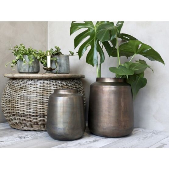 iron-vase-h36-cm-antique-brass-by-chic-antique