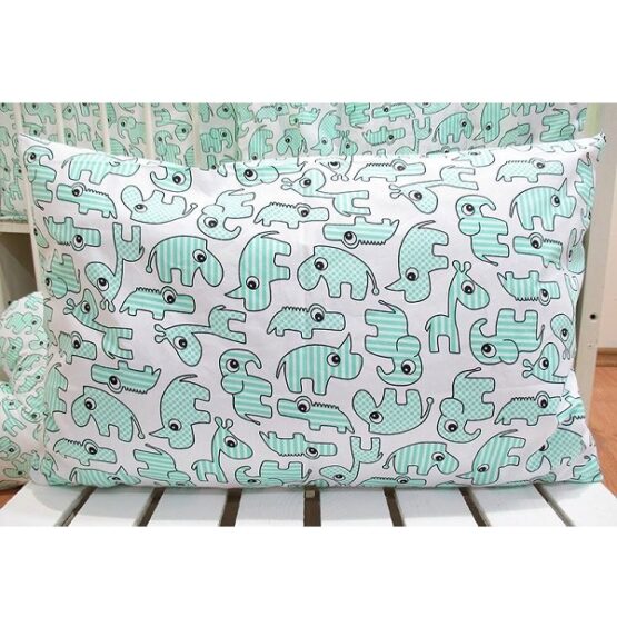 kids-pillowcase-60x40-cm-mint-animals