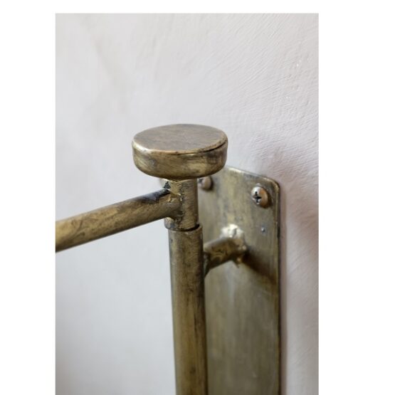 antique-brass-iron-wall-table-o30-cm-h41-cm-by-chic-antique